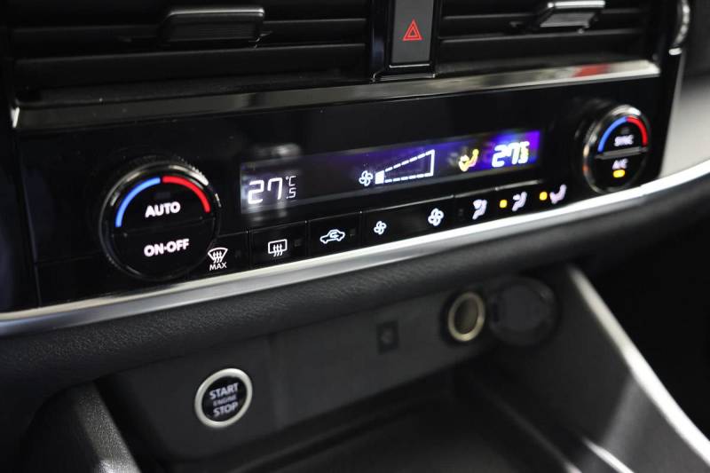 NISSAN QASHQAI III (2) 1.3 MILD HYBRID 140 ACENTA ********* 2 EME MAIN AVEC SEULEMENT 22891 KMS !!!!!!! *********