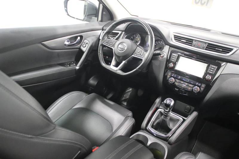 NISSAN QASHQAI II (2) 1.3 DIG-T 140 TEKNA