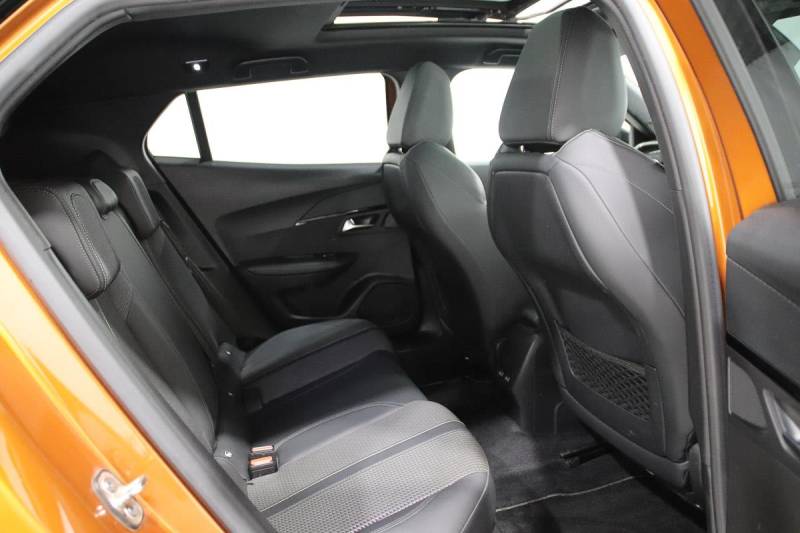 PEUGEOT 2008 II 1.5 BLUEHDI 130 S&S 7CV GT LINE EAT8 ******* 1 ERE MAIN AVEC SEULEMENT 78423 KMS !!!!******