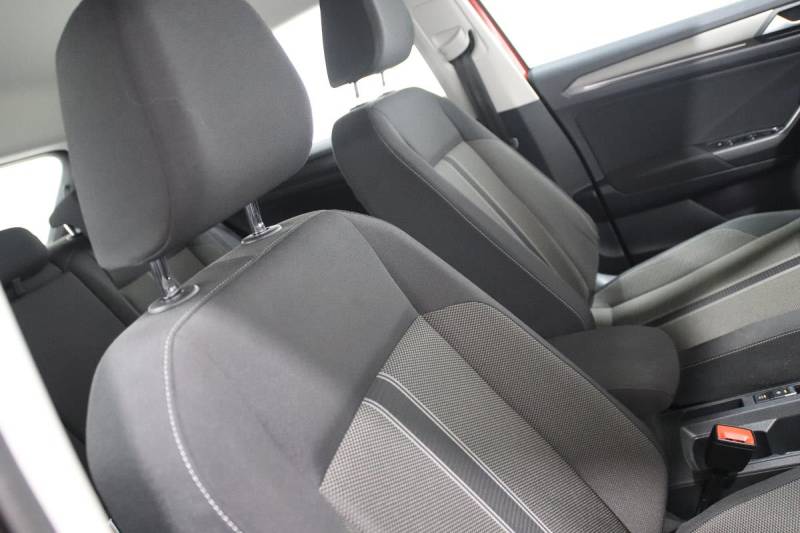 VOLKSWAGEN T-ROC 1.0 TSI 110 LOUNGE *********1 ERE MAIN AVEC SEULEMENT 29464 KMS !!!!!**********