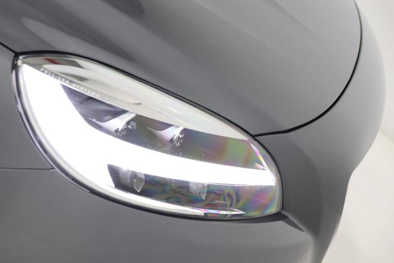 VOLVO V40 II (2) 2.0 D2 120 MOMENTUM