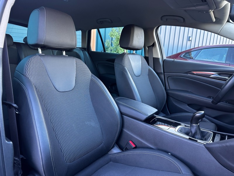 OPEL INSIGNIA II SPORTS TOURER 1.6 DIESEL 136 ELEGANCE ******** 1 ERE MAIN AVEC SEULEMENT 21524 KMS !!!!******