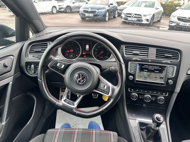 VOLKSWAGEN GOLF VII 2.0 TSI 220CV GTI BLUEMOTION TECHNOLOGY 5 PORTES