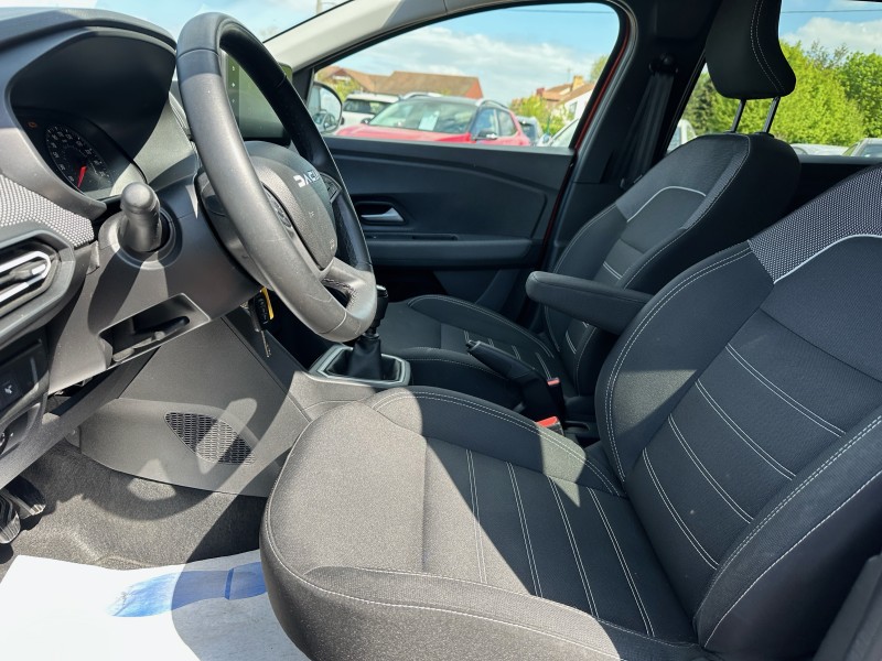 DACIA JOGGER (2) 1.0 ECO-G 100 GSR2 EXPRESSION 5PL ********** 1 ERE MAIN AVEC SEULEMENT 43300 KMS !!!!!! ********