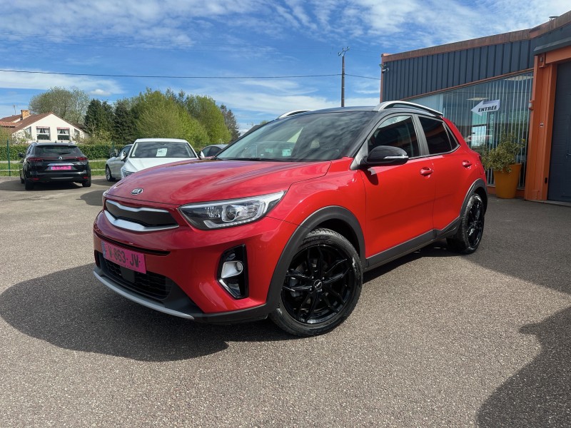 KIA STONIC 1.0 T-GDI 120 ISG PREMIUM ********* 1 ERE MAIN AVEC SEULEMENT 27724 KMS !!!!!!! ********