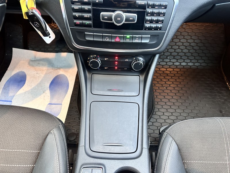 MERCEDES CLA 180 D SENSATION 7G-TRONIC