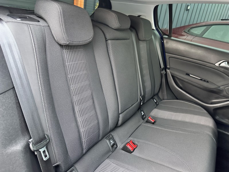 PEUGEOT 308 II (2) 1.5 BLUEHDI 130 S&S ALLURE *******2 EME MAIN AVEC SEULEMENT 64281 KMS !!!!!*******