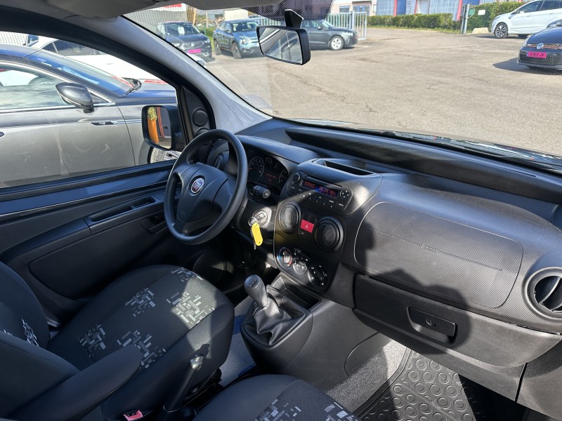 FIAT QUBO 1.4 77 POP *********** 1 ERE MAIN AVEC SEULEMENT 30523 KMS !!!!!!!!!!*********