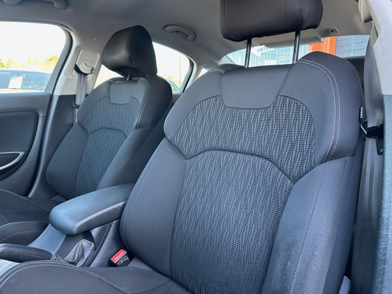 CITROEN C5 II (2) 1.6 HDI 115 CONFORT BVM *********** 1 ERE MAIN AVEC SEULEMENT 100944 KMS !!!!!!!*******