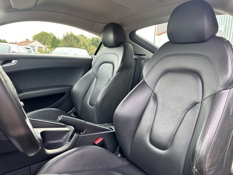 AUDI TT II COUPE 2.0 TFSI 200 ******* 1 ERE MAIN AVEC SEULEMENT 84598 KMS !!!!!*******