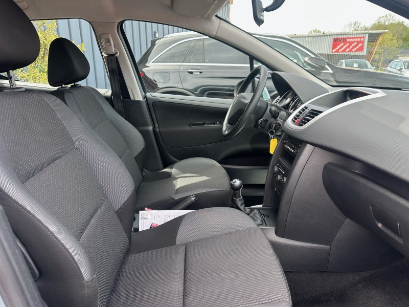 PEUGEOT 207 (2) 1.4 75 URBAN 5P ********* 2 EME MAIN AVEC SEULEMENT 44950KMS !!!!!!! ********