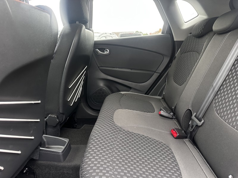RENAULT CAPTUR (2) 0.9 TCE 90 INTENS ******* 1 ERE MAIN AVEC SEULEMENT 15640 KMS !!!!!!!*******