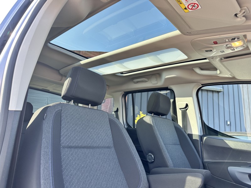 PEUGEOT RIFTER 1.5 BLUEHDI 130 CV ALLURE PACK