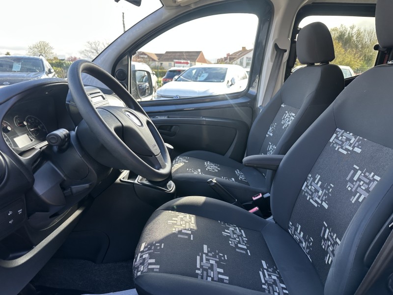 FIAT QUBO 1.4 77 POP *********** 1 ERE MAIN AVEC SEULEMENT 30523 KMS !!!!!!!!!!*********