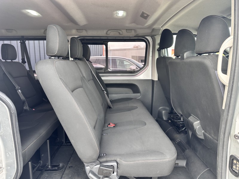 RENAULT TRAFIC III COMBI DCI ENERGY 125 CV  ZEN L2 9 PLACES