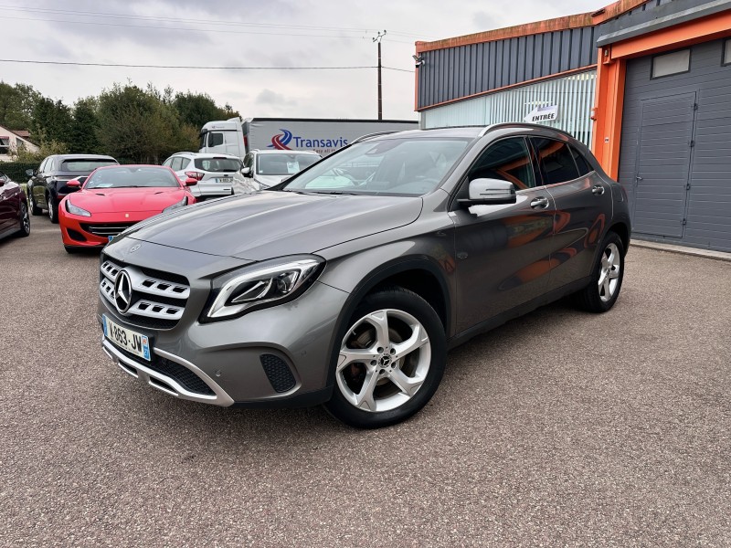 MERCEDES GLA (2) 180 SENSATION 7G-DCT ******** 1 ERE MAIN AVEC SEULEMENT 33440 KMS !!!!!!*******
