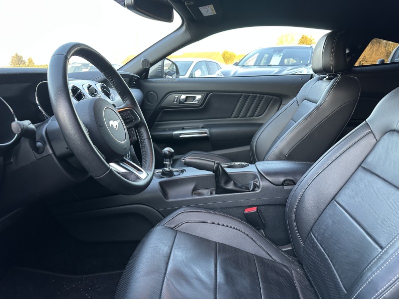 FORD MUSTANG VI (2) FASTBACK 2.3 ECOBOOST BV6 ******** 1 ERE MAIN AVEC SEULEMENT 14504 KMS !!!!!! **************