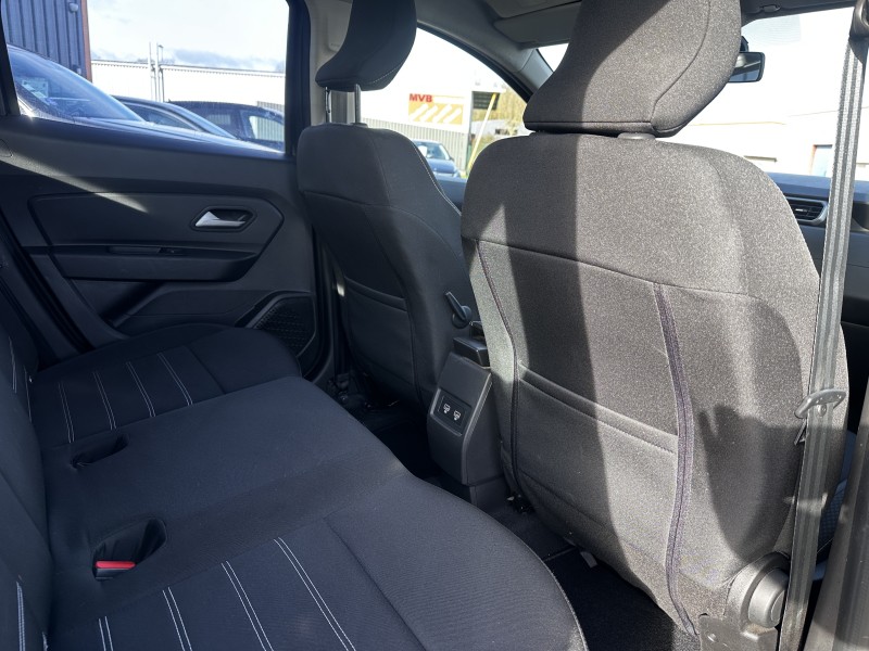 DACIA DUSTER III 1.0 ECO-G 100 CV 4X2 EXPRESSION  ******* AVEC SEULEMENT 19882 KMS *********