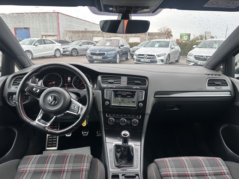 VOLKSWAGEN GOLF VII 2.0 TSI 220CV GTI BLUEMOTION TECHNOLOGY 5 PORTES