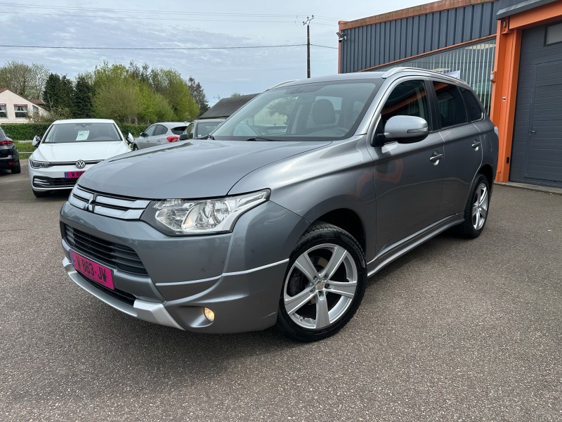 MITSUBISHI OUTLANDER 2.0 MIVEC 150 CV INFORM 2WD ********** 1 ERE MAIN AVEC SEULEMENT 113083 KMS !!!!!!! *********