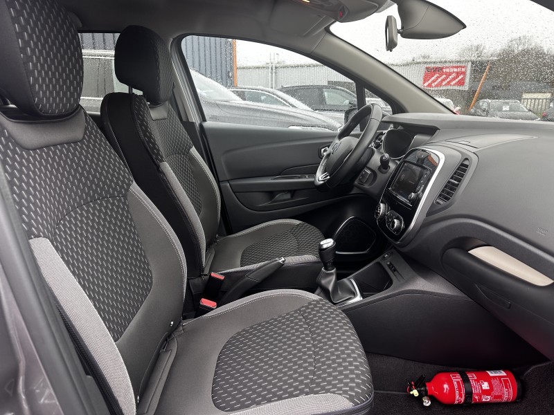 RENAULT CAPTUR (2) 0.9 TCE 90 INTENS ******* 1 ERE MAIN AVEC SEULEMENT 15640 KMS !!!!!!!*******