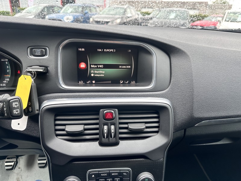 VOLVO V40 II 2.0 D2 120 CV R-DESIGN 5 PORTES BV6