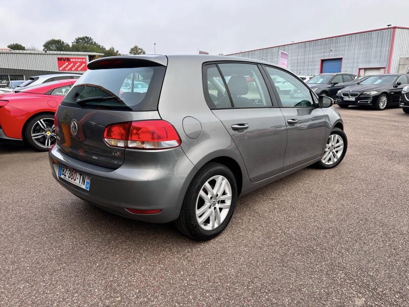VOLKSWAGEN GOLF VI 1.6 TDI FAP 105 CONFORTLINE 5P