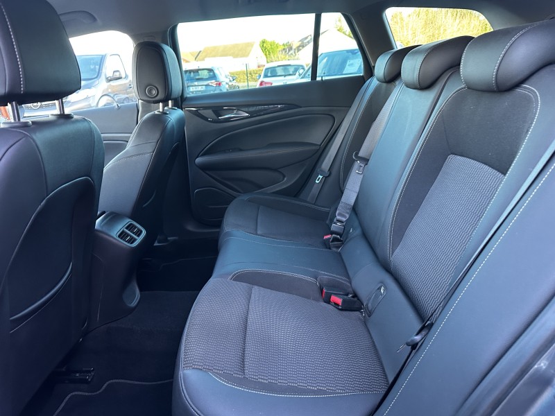 OPEL INSIGNIA II SPORTS TOURER 1.6 DIESEL 136 ELEGANCE ******** 1 ERE MAIN AVEC SEULEMENT 21524 KMS !!!!******