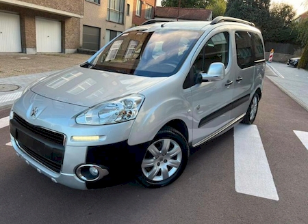 PEUGEOT PARTNER II 1.6 E-HDI 92 CV OUTDOOR  ********** AVEC SEULEMENT 48500 KMS !!! **********