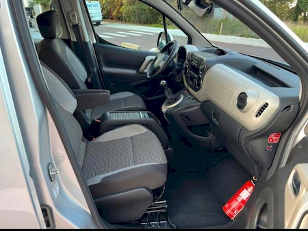 PEUGEOT PARTNER II 1.6 E-HDI 92 CV OUTDOOR  ********** AVEC SEULEMENT 48500 KMS !!! **********